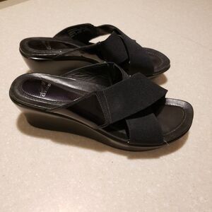 Dansko Ava Womens Black Cross-Strap Open Heel Wedge Comfort Sandals Sz 38/ 8